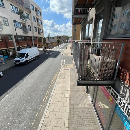 Ferienwohnung London Modern Flat Near Transports Exterior foto