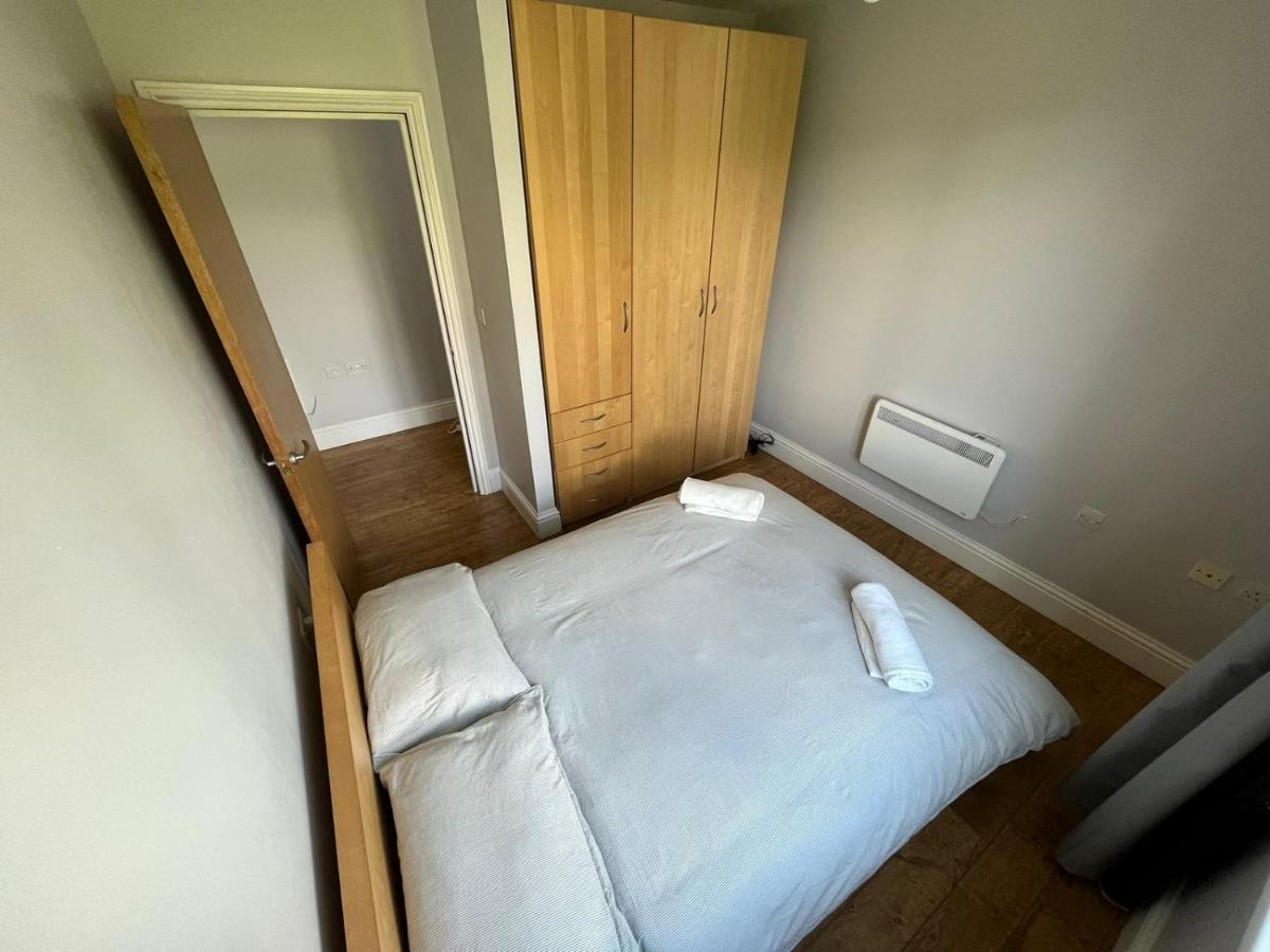 Ferienwohnung London Modern Flat Near Transports Exterior foto