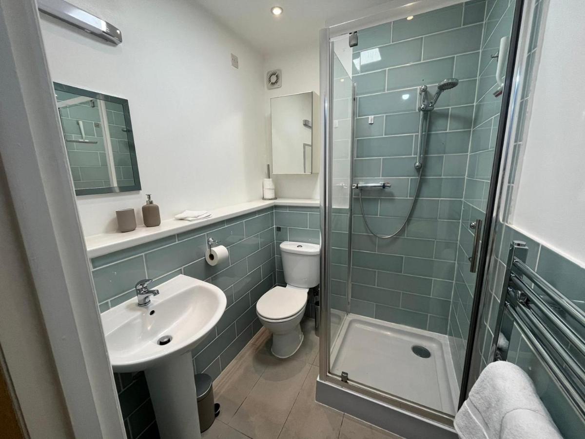 Ferienwohnung London Modern Flat Near Transports Exterior foto
