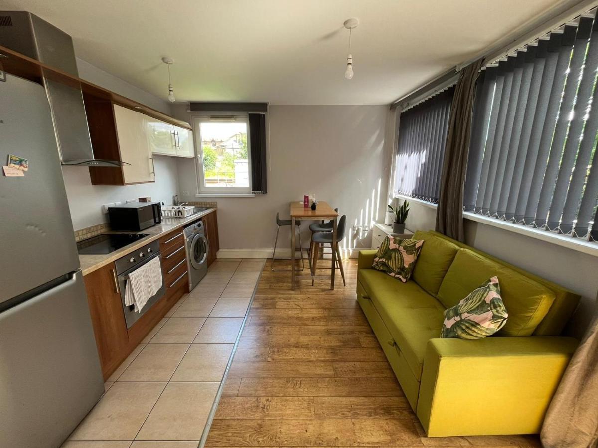 Ferienwohnung London Modern Flat Near Transports Exterior foto