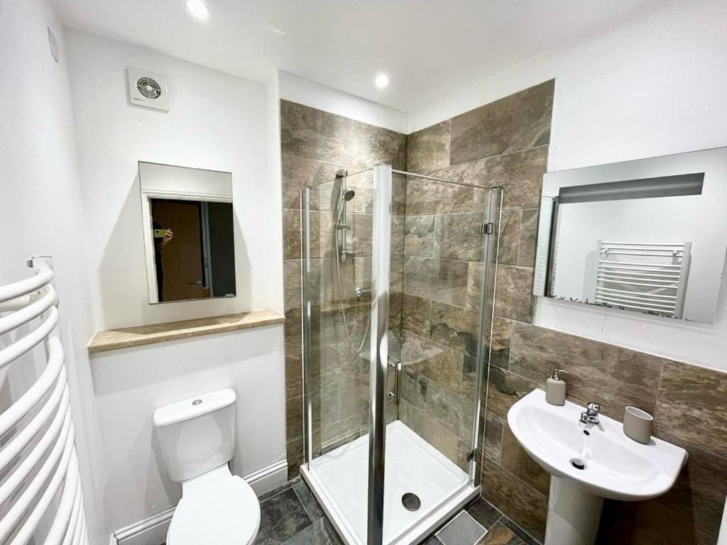 Ferienwohnung London Modern Flat Near Transports Exterior foto