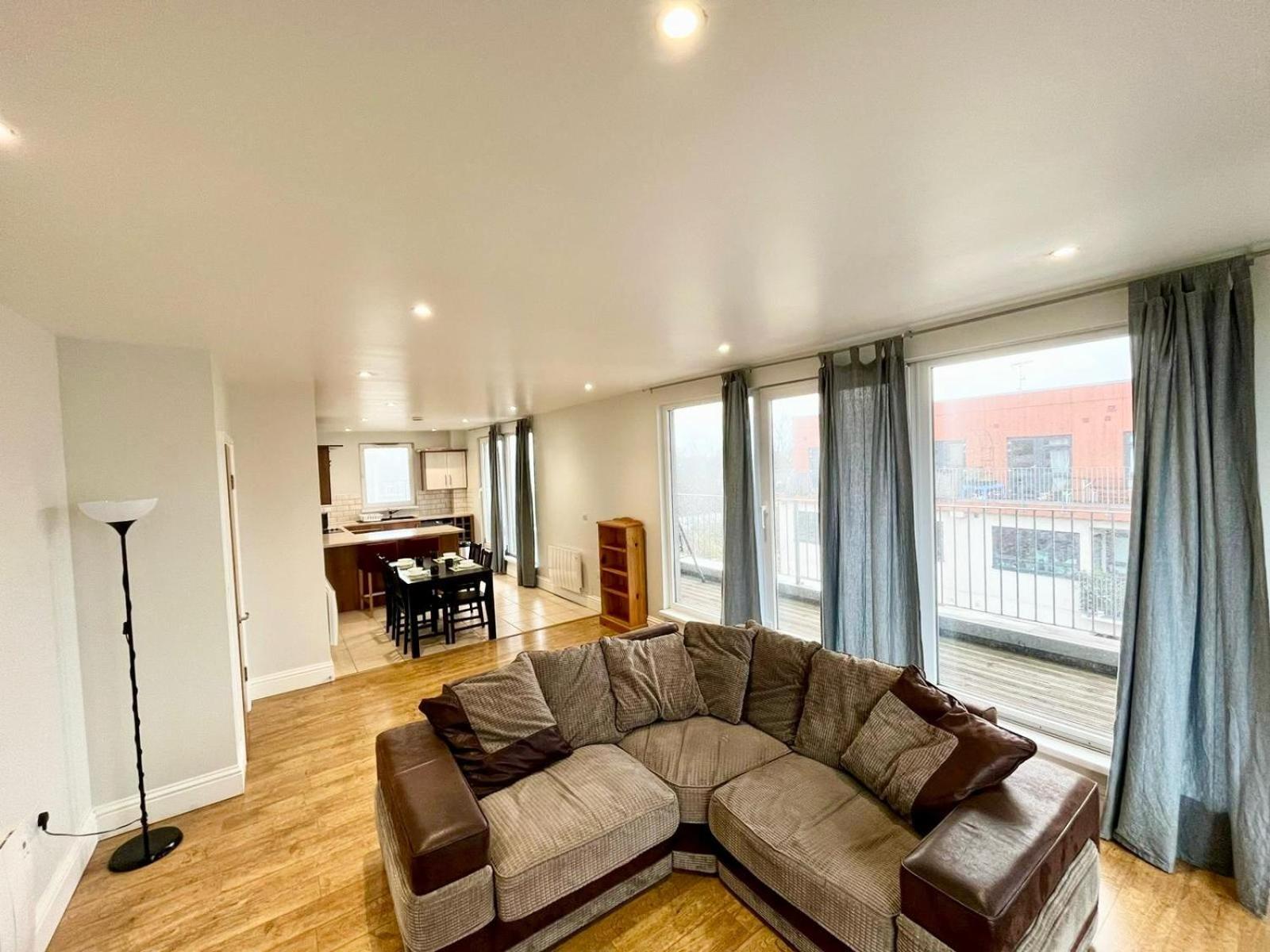 Ferienwohnung London Modern Flat Near Transports Exterior foto