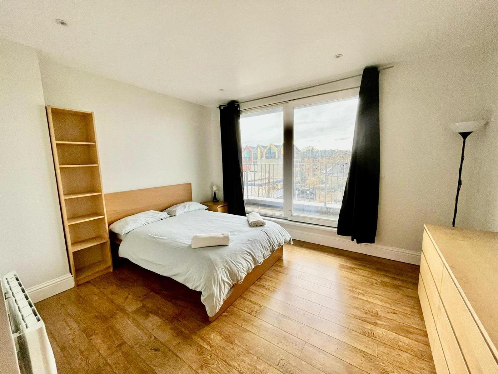Ferienwohnung London Modern Flat Near Transports Exterior foto