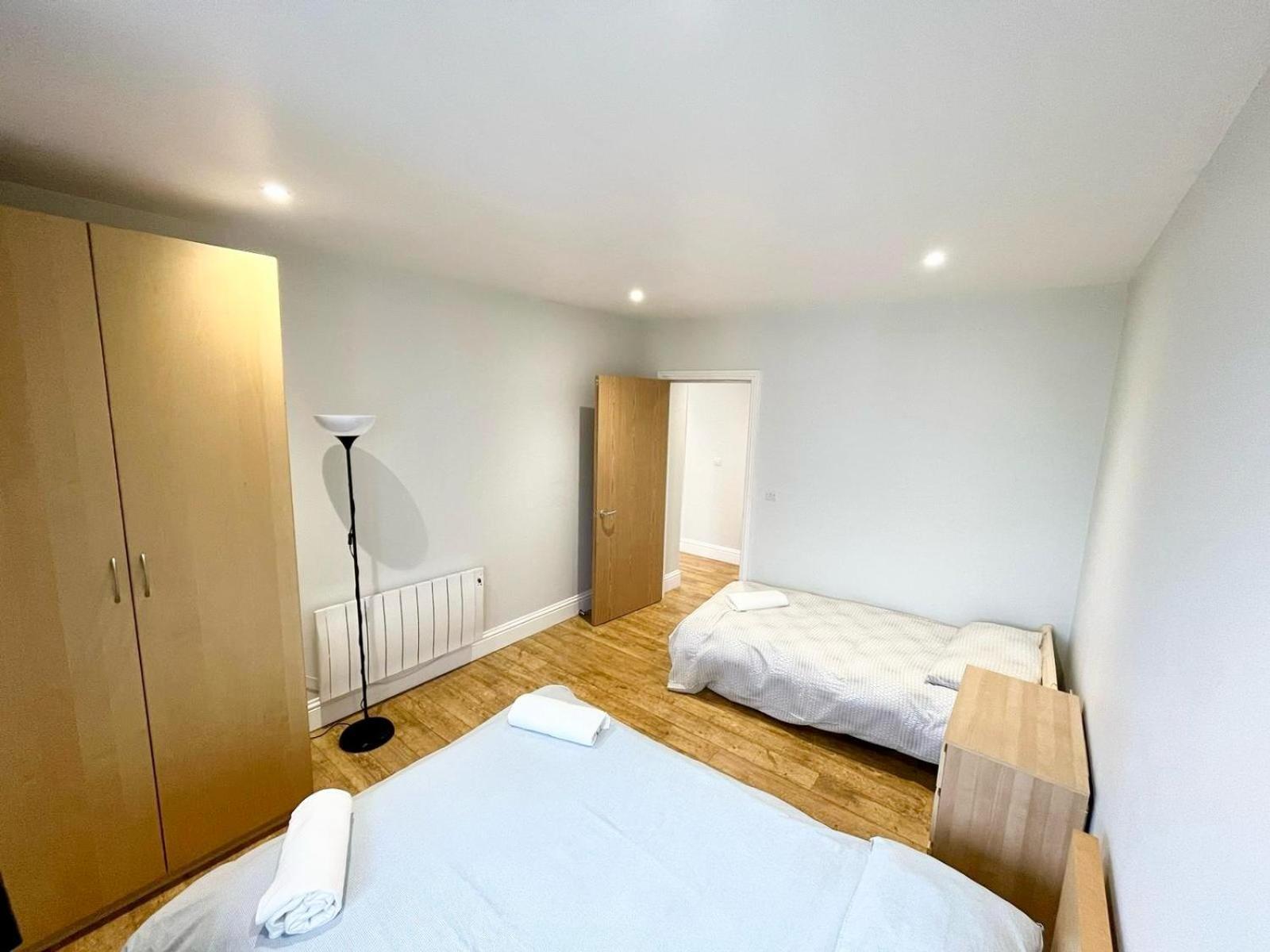 Ferienwohnung London Modern Flat Near Transports Exterior foto