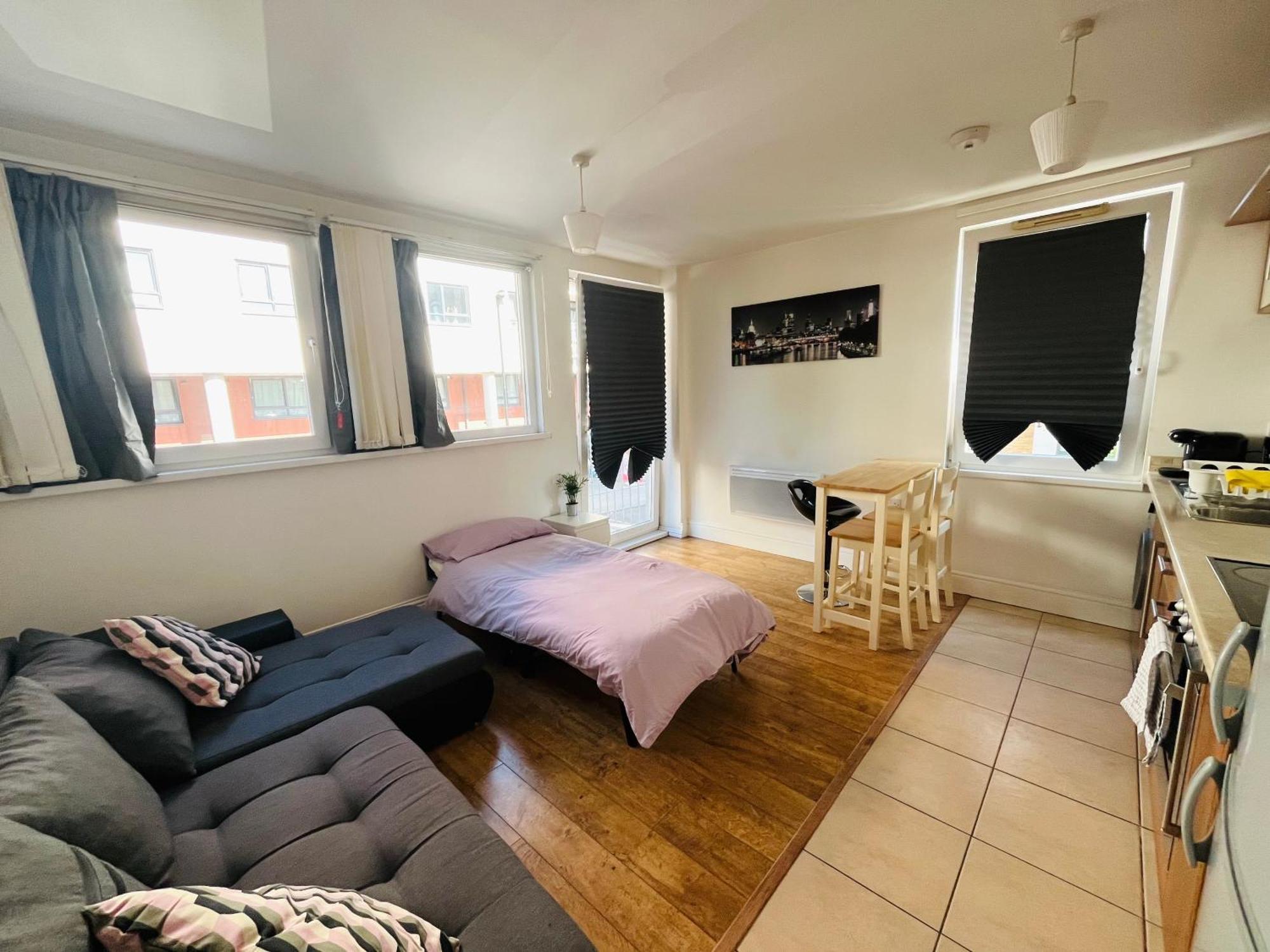 Ferienwohnung London Modern Flat Near Transports Exterior foto