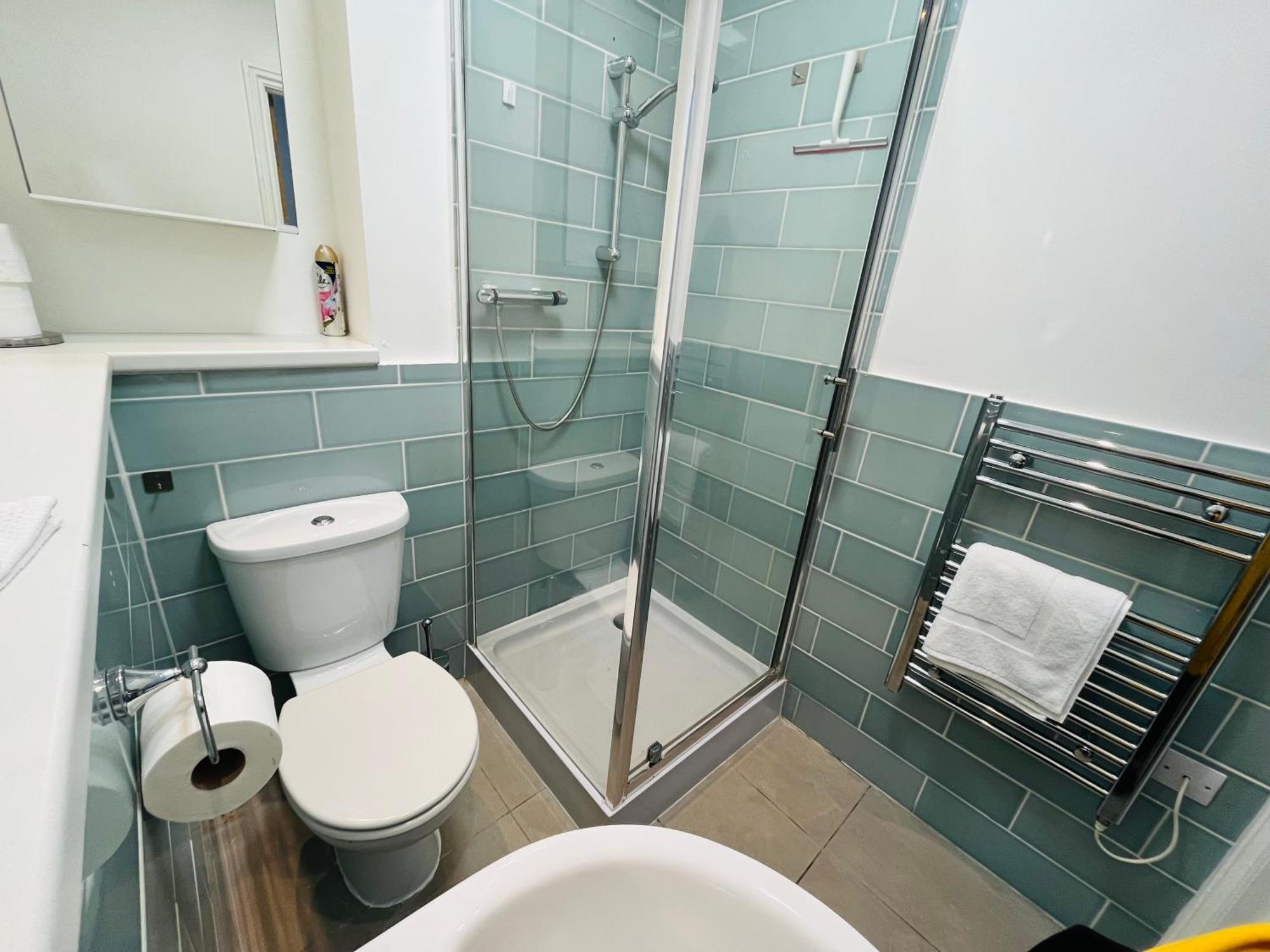 Ferienwohnung London Modern Flat Near Transports Exterior foto